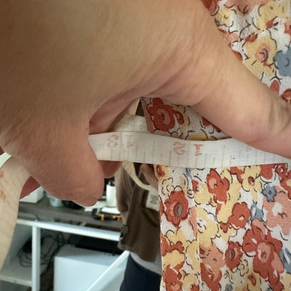 Rails V Neck Puff Sleeve Empire Waist Shelley Midi Dress in Multi Wildflower XS - Picture 13 of 14